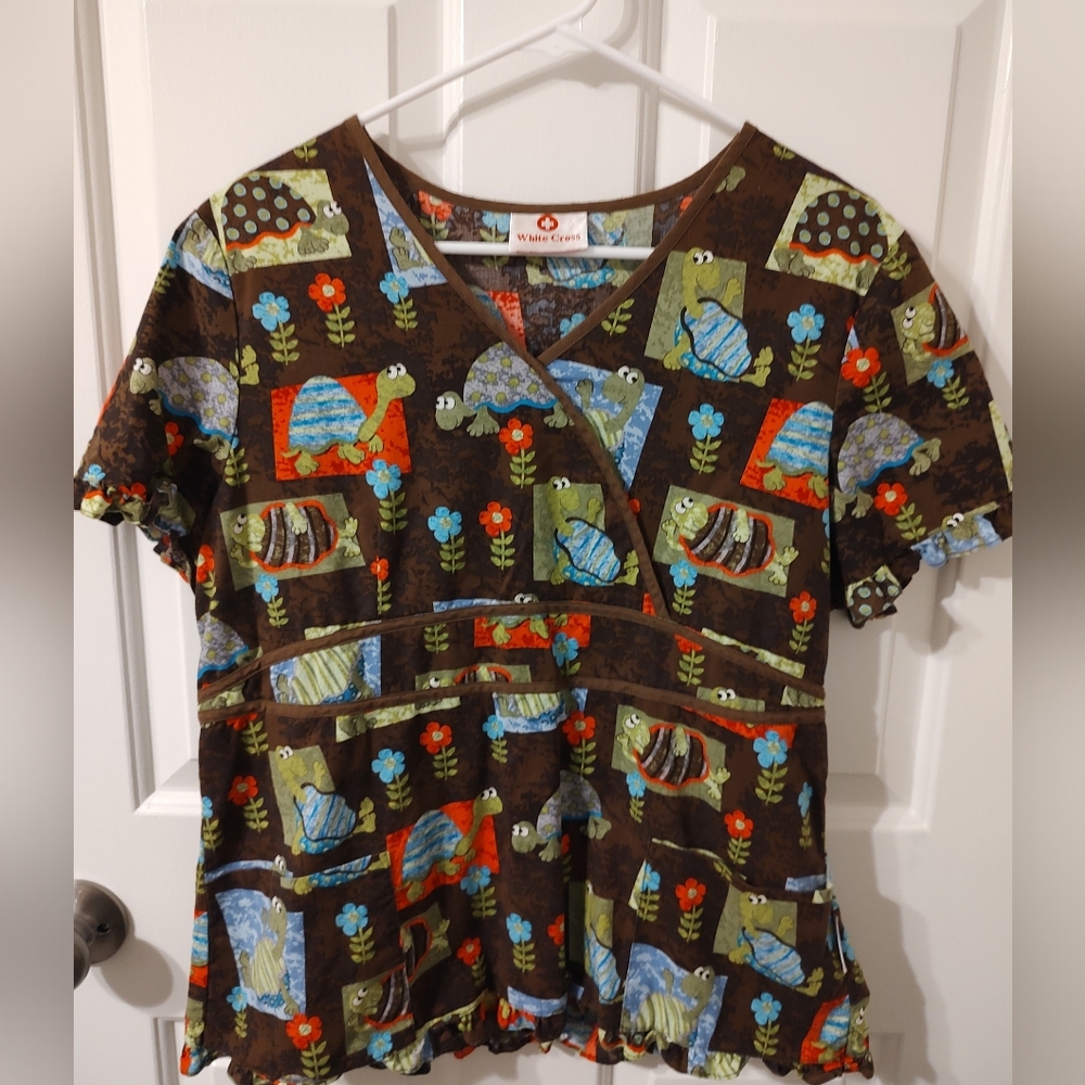 White Cross Scrub Top with Turtles Size Large